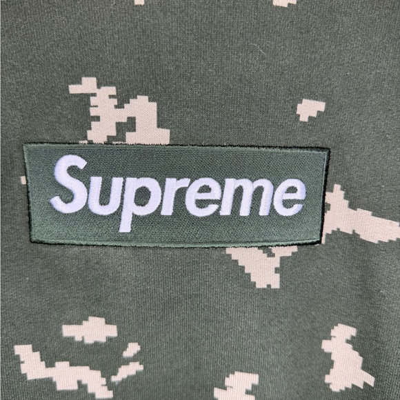 Supreme Olive and Beige Patterned Hoodie - Picture 3 of 10
